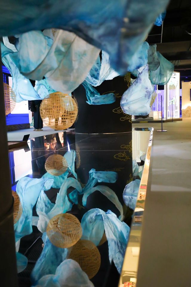 【蛟龍出海·數字非遺承藝展】