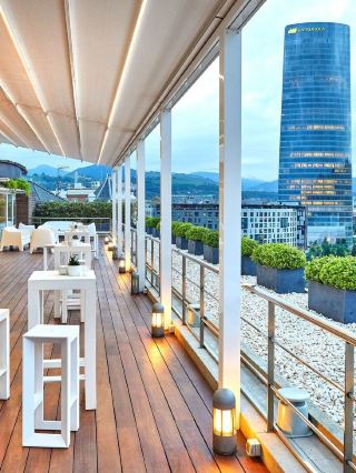 🌟 Bilbao's Gem: Stay & Sip at The Artist Grand Hotel 🎨