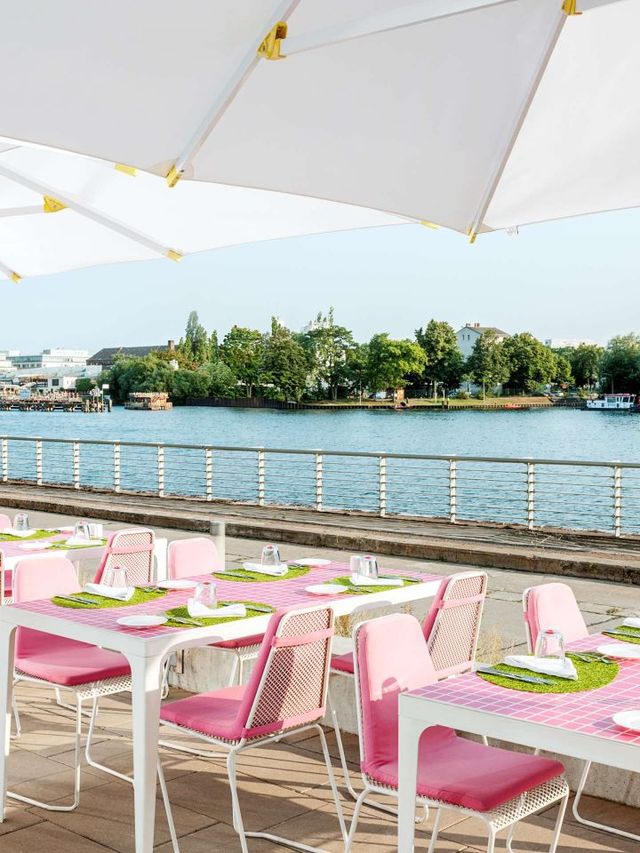 🎶 Berlin's Beat: Stay & Play at nhow 🎨🛏️