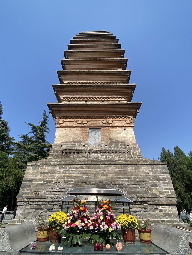 Qiyun Pagoda - Old Buddhist Pagoda in Luoyang