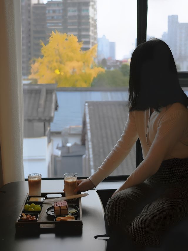 步入此門別有天地，都市桃源中的優雅居停