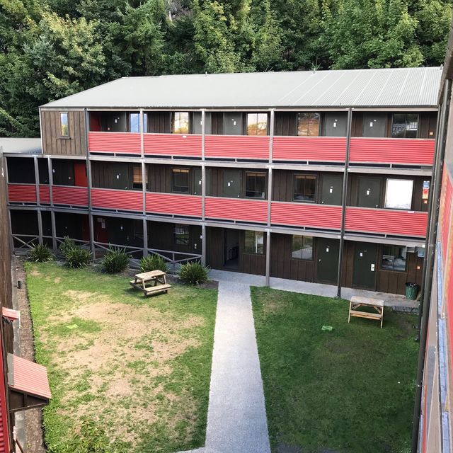 皇后鎮住宿推薦｜里維斯小屋