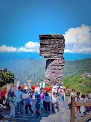 貴州銅仁梵淨山一日遊