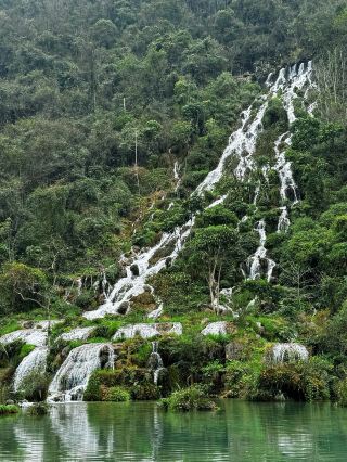 5-Day In-Depth Tour of Guizhou Huangguoshu Waterfall and Libo: A Comprehensive Guide