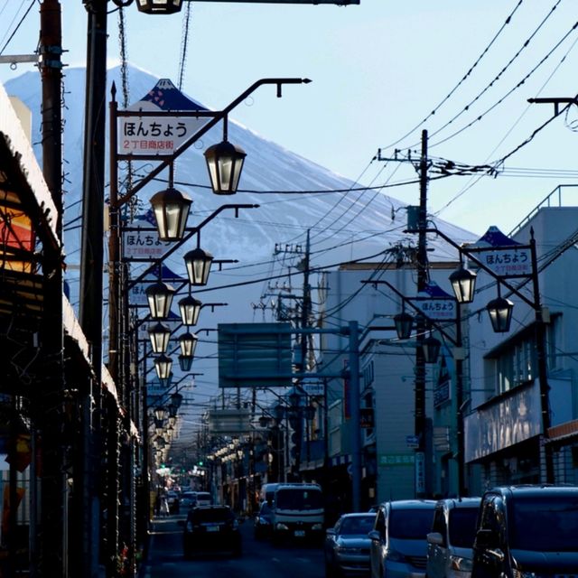 Tokyo Dreaming: From Fuji Views to Futuristic Vibes 🌸