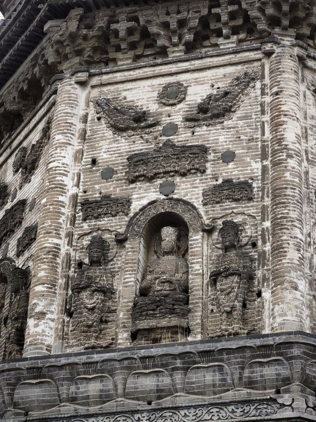 錦州｜義縣，安泰門遺址＆廣勝寺塔。