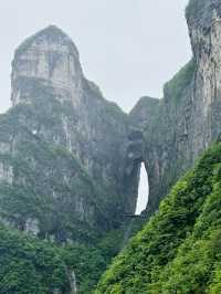 天門山遊玩心得：提前準備和拍照技巧全攻略 去天門山玩咗一圈，真心有啲嘢想同大家分享。特別係嗰啲單曲循
