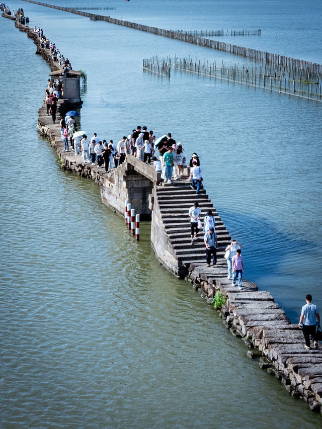 坐喺古纖道上吹吹風