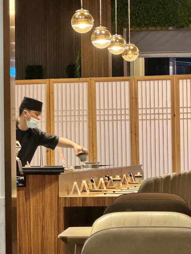 🍜在澳門五星酒店挖到寶！這碗現煮拉麵香到走不動路！