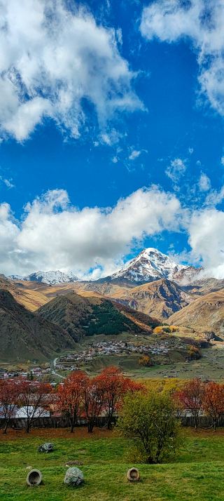 Exploring Georgia's Hidden Gem: A 3-Day 2-Night Ultimate Guide to Kazbegi