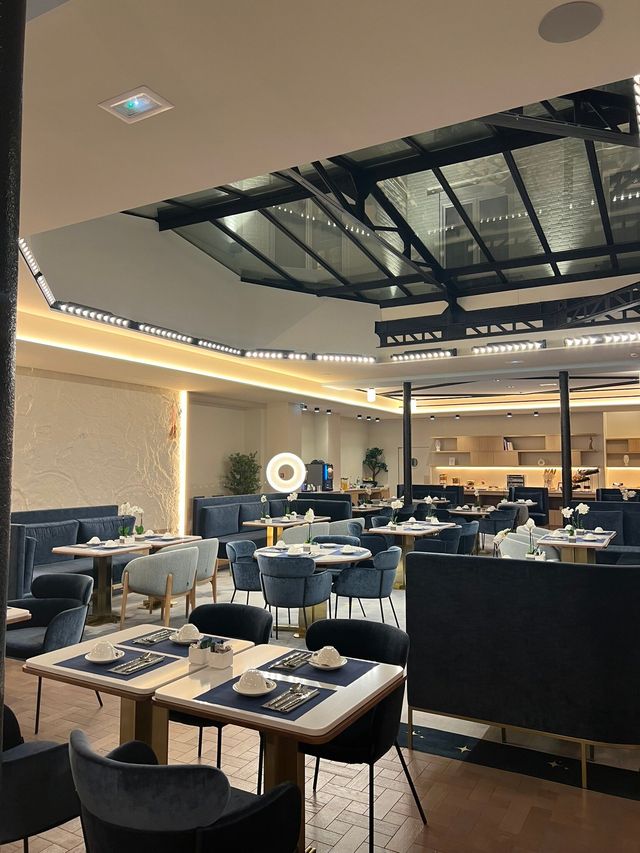 愛思得阿斯特拉歌劇院酒店 - 巴黎奢華體驗   地址：29 Rue De Caumartin, 巴