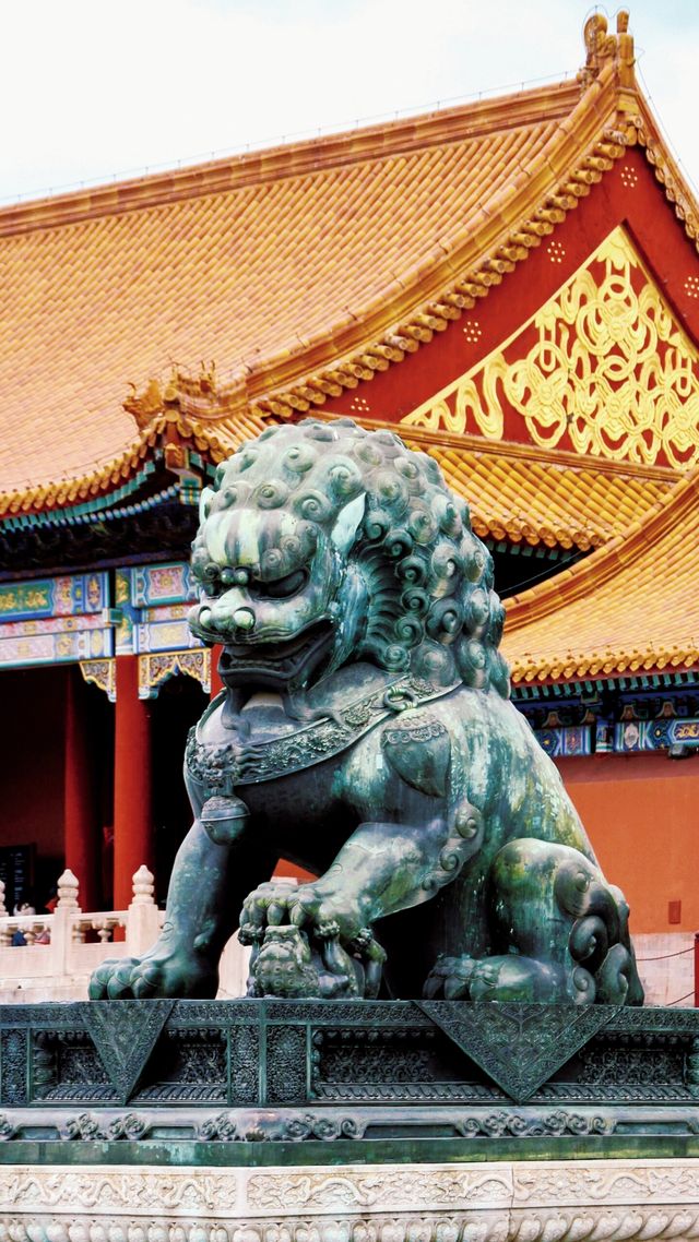 - 企喺天安門，感受時代脈搏