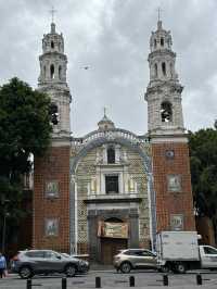 Puebla: Donde los Ángeles Cocinan, la Talavera Brilla y la Historia Resplandece