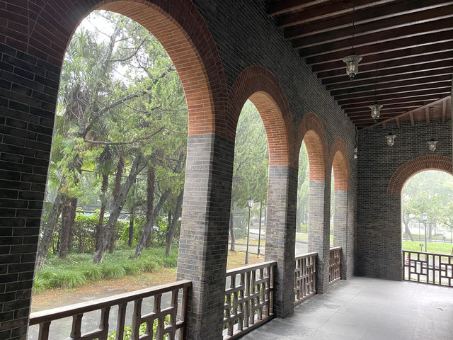“上海最美大學”聖約翰大學·格致樓