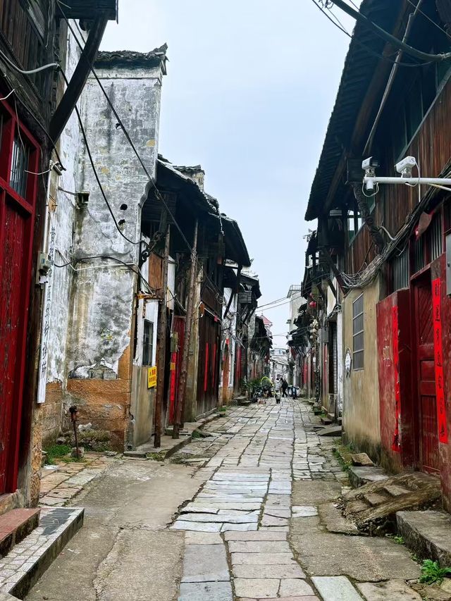石板路邂逅舊時光-河口古鎮