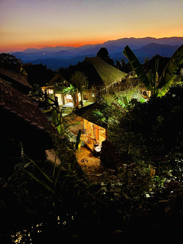 世遺翁基古寨~在景邁山千年布朗古寨,賞夕陽晚霞 世遺翁基古寨~在景邁山千年布朗古寨,賞夕陽晚霞