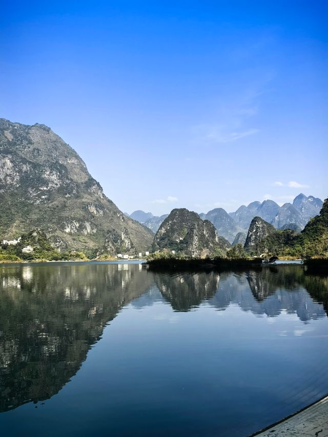 深藏於桂西群山之中的浩坤湖～秋天才是最好的觀賞時節