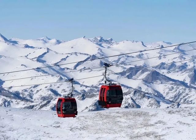 歡迎來可可托海國際度假區遊玩 歡迎來可可托海國際度假區遊玩