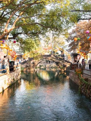 Two salt officials broke away from the nine-to-five work schedule.