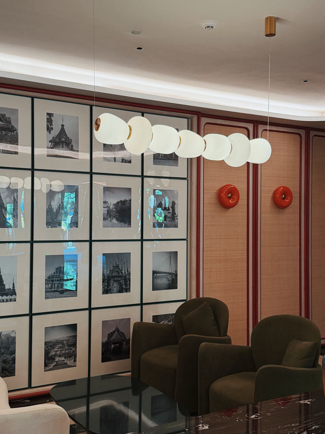 版納 | 在機場附近住進南洋風情酒店 從機場打車10分鐘左右就到,剛好晚上的飛機就不用舟車勞頓了。 版納 | 在機場附近住進南洋風情酒店 從機場打車10分鐘左右就到,剛好晚上的飛機就不用舟車勞頓了。