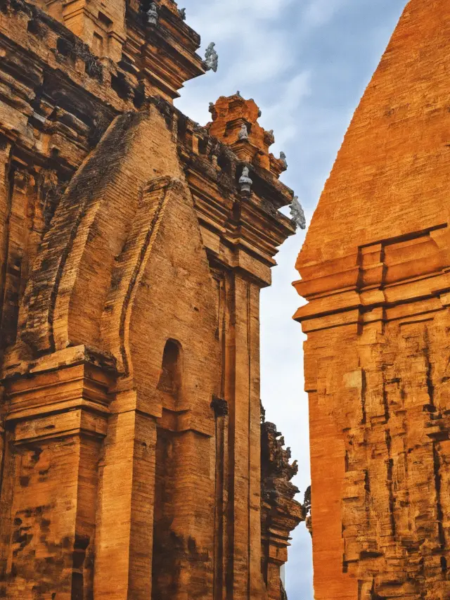 Vietnam 5-Day Tour for just over 2k per person, have a blast