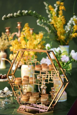 A Dreamlike Green Landscape | Bringing Monet's Garden into the Wedding Venue