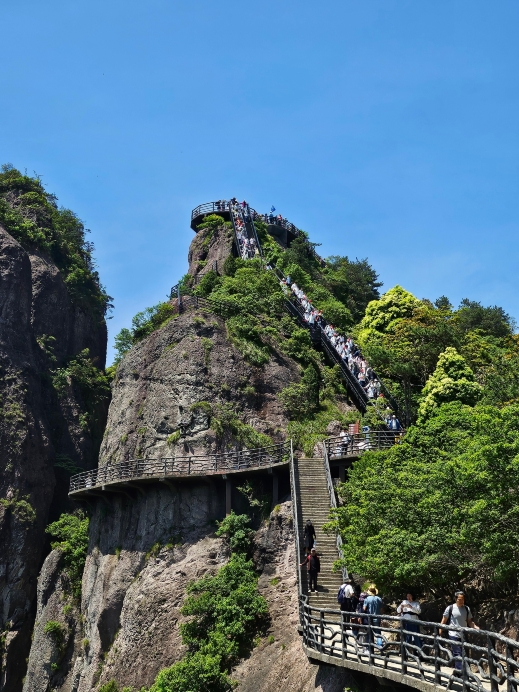 RAKUDA shina FARSHINA × OLD MOUNTAIN Shenxianju: A fairyland on the cliff, like stepping into a