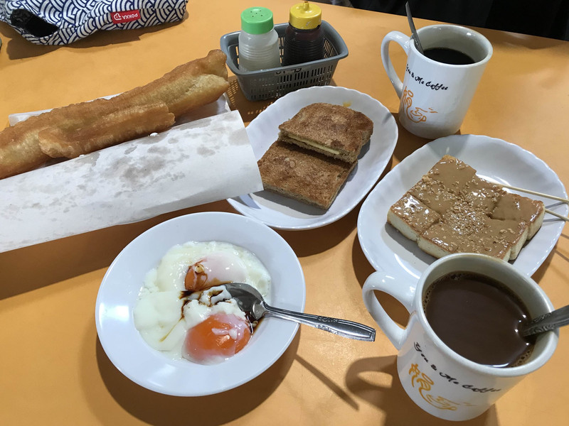 Singapore’s best Traditional breakfast fix!! 