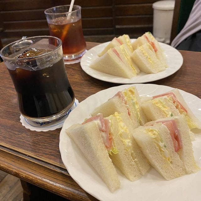 神戸元町！モーニング550円「元町サントス」地元に愛される老舗の喫茶店