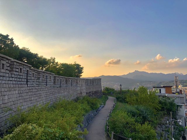 서울을 한 눈에 볼 수 있는 걷기 좋은 낙산공원