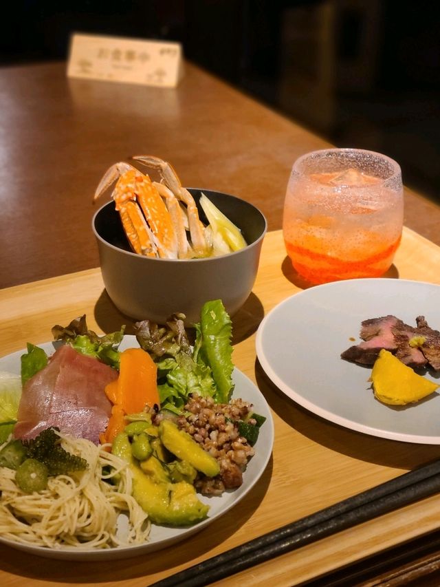 【西表島】ビュッフェで泡盛飲み放題? 【西表島】ビュッフェで泡盛飲み放題?