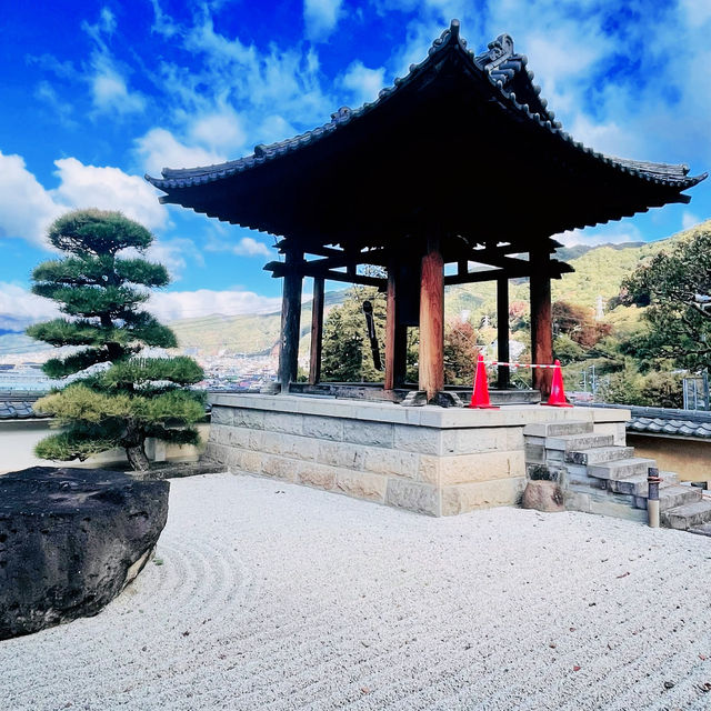 【長野県/美しい紅葉🍁と庭園を縁側から眺められるお寺】