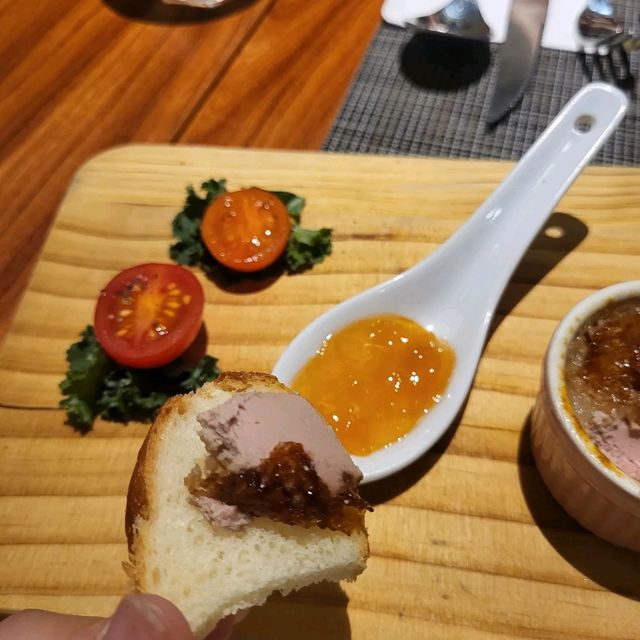 在中環的樓上法式小店 在中環的樓上法式小店