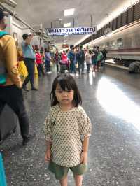 นั่งรถไฟขบวนด่วนพิเศษ CNR ไปหาดใหญ่