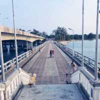 วิวอลังกาลที่สะพานสารสิน
