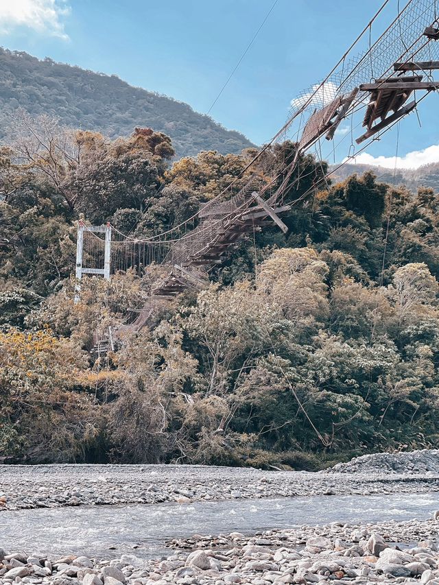 📍台東。金崙野溪溫泉