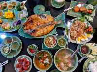 • ครัวอาจารย์สายหยุด อำเภอเมืองเชียงใหม่ เชียงใหม่