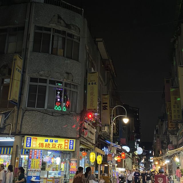 - Shi Lin Night Market 👌🏻 -