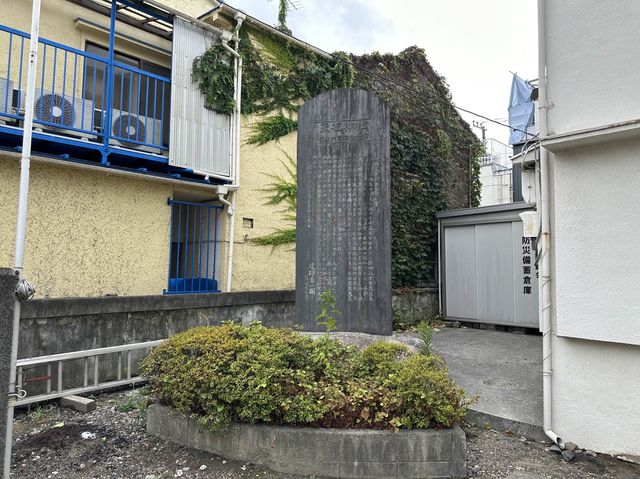 東京・押上。スカイツリーが写り込む景色『押上天祖神社』