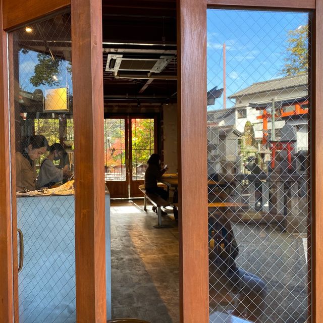 京都伏見稻荷必訪咖啡廳：Vermillion Cafe