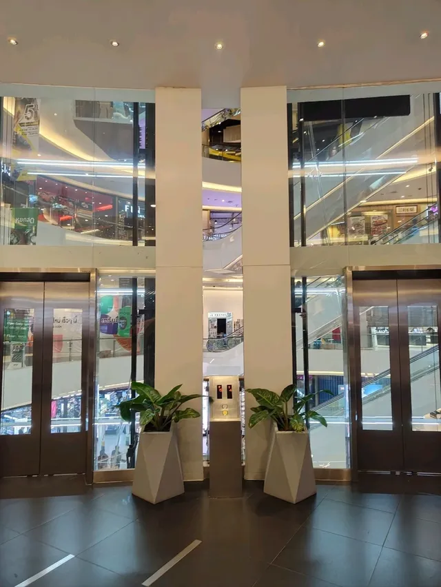 Maya Shopping mall