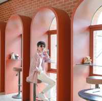 Koffe.Coffeebar  คาเฟ่สไตล์โมเดิร์นอังกฤษ