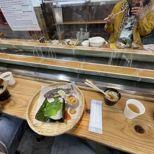 กินโซเม็ง น้ำเย็นภูเขา ที่โตรกทาคาชิโฮะ