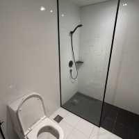 $52 a night with BREAKFAST?!? JB hotel recco!