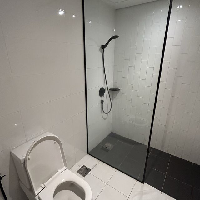 $52 a night with BREAKFAST?!? JB hotel recco!