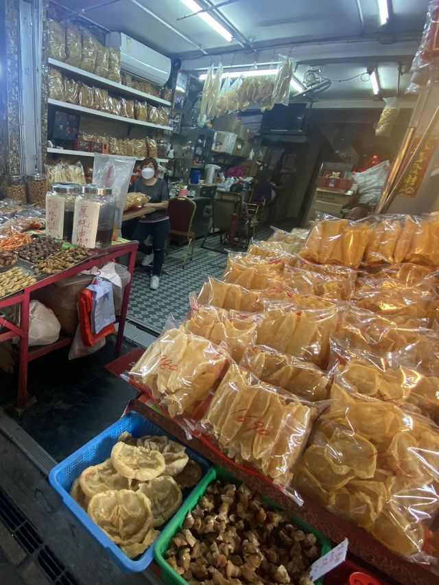 享受假期美食、異國環境• 神話屋 