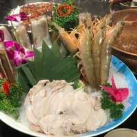 銅鑼灣美味麻辣火鍋「山止川行」