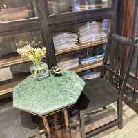 โรงน้ำชามิตรามิตร ร้านสุดคลาสสิกบนถนนพระอาทิตย์📍