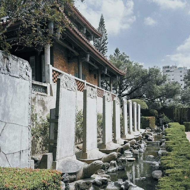 穿越時光！赤崁樓的征戰之旅！🏰⚔️🌺