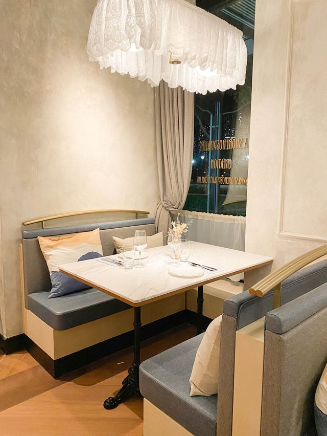 《🍴將軍澳海旁浪漫餐廳｜入門法國菜🇫🇷人均約$400享8道精緻菜》